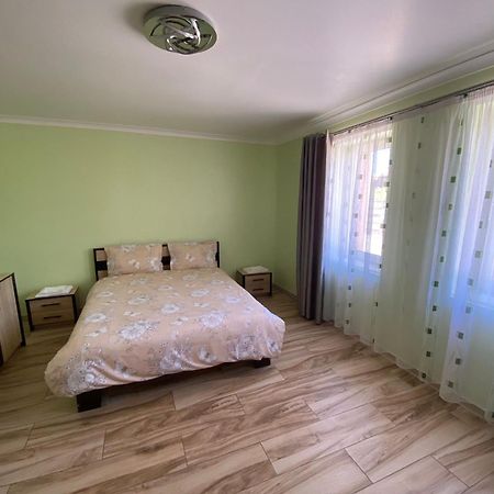 Transilvania Rent Hunedoara Bagian luar foto