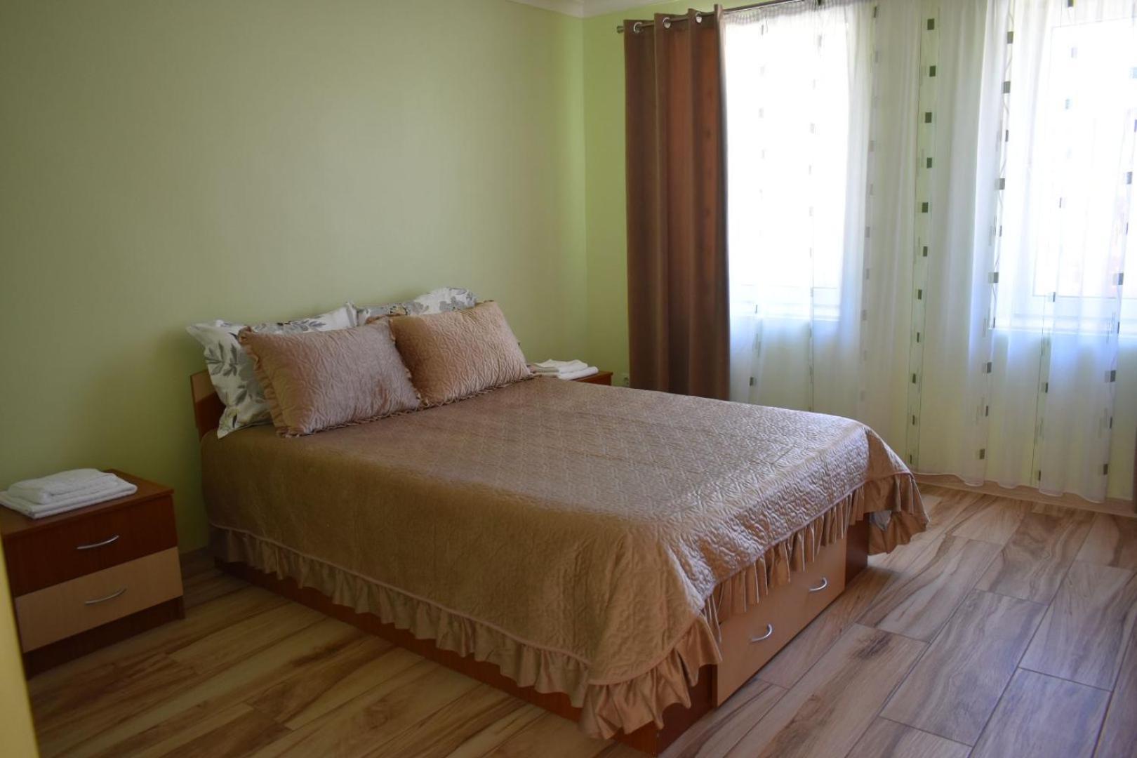 Transilvania Rent Hunedoara Bagian luar foto