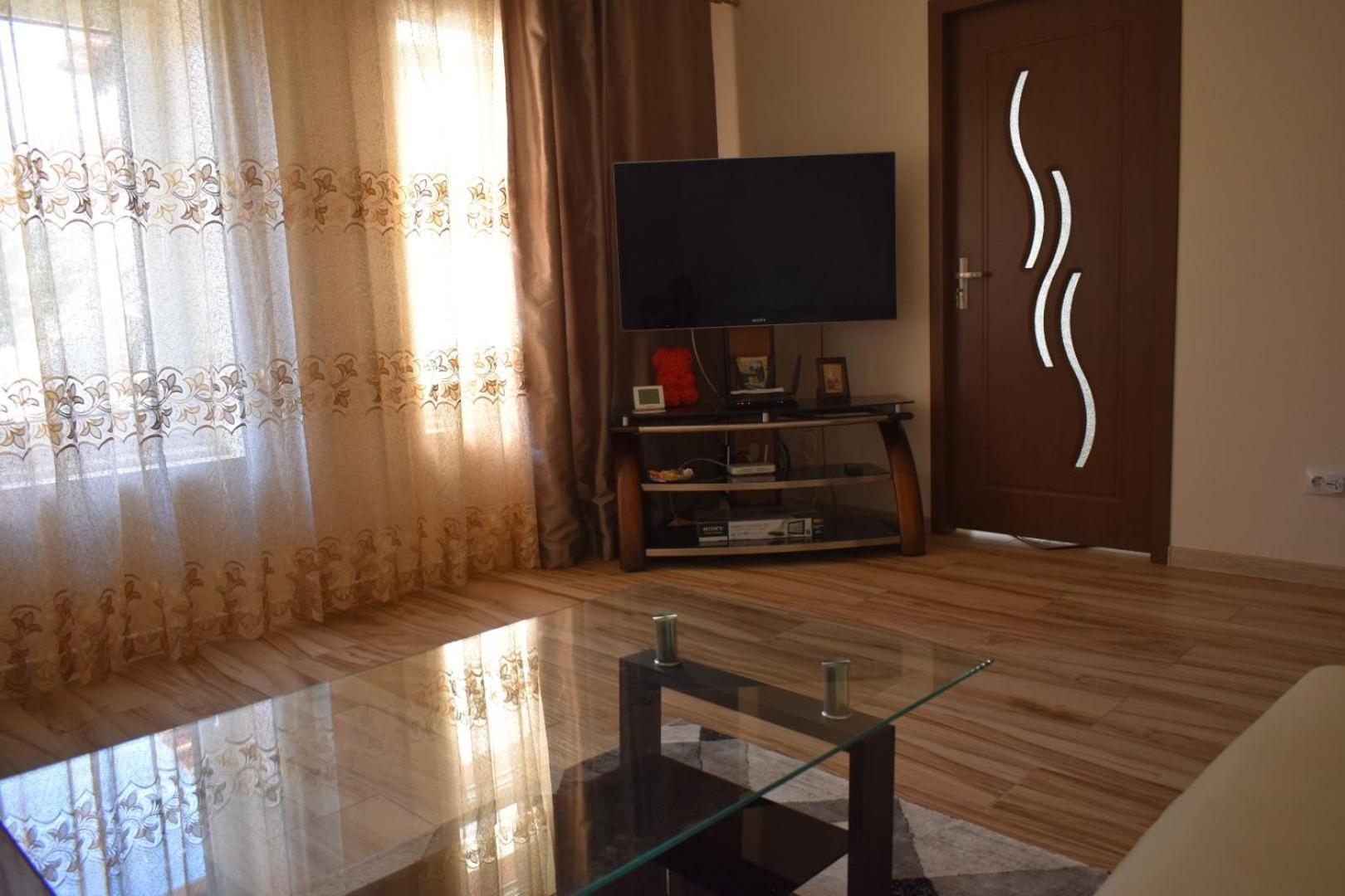 Transilvania Rent Hunedoara Bagian luar foto