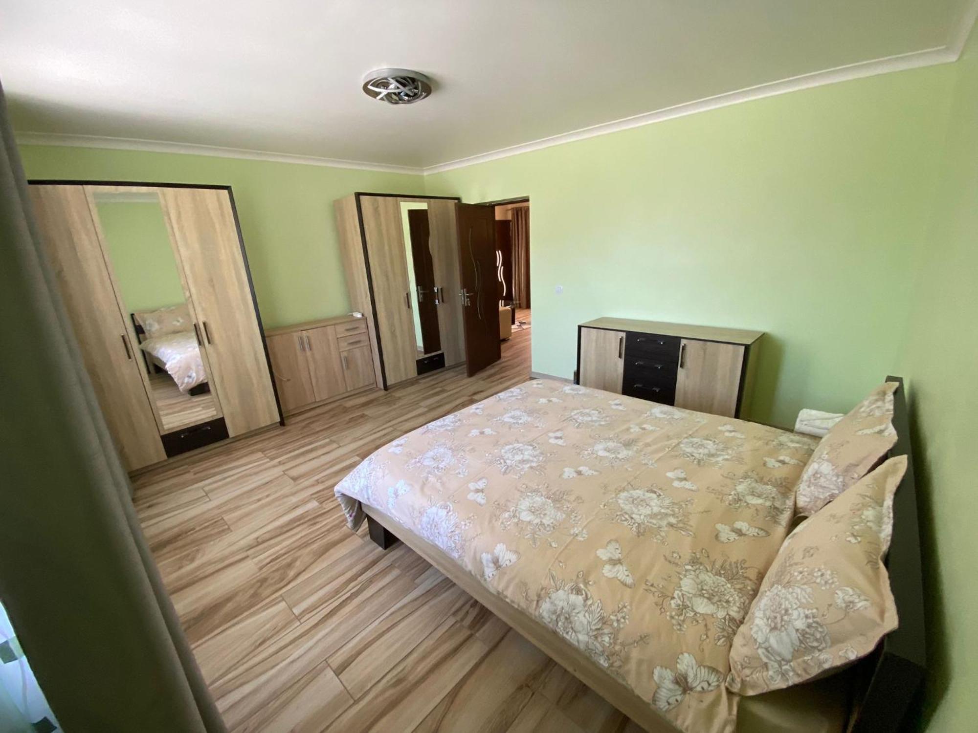 Transilvania Rent Hunedoara Bagian luar foto