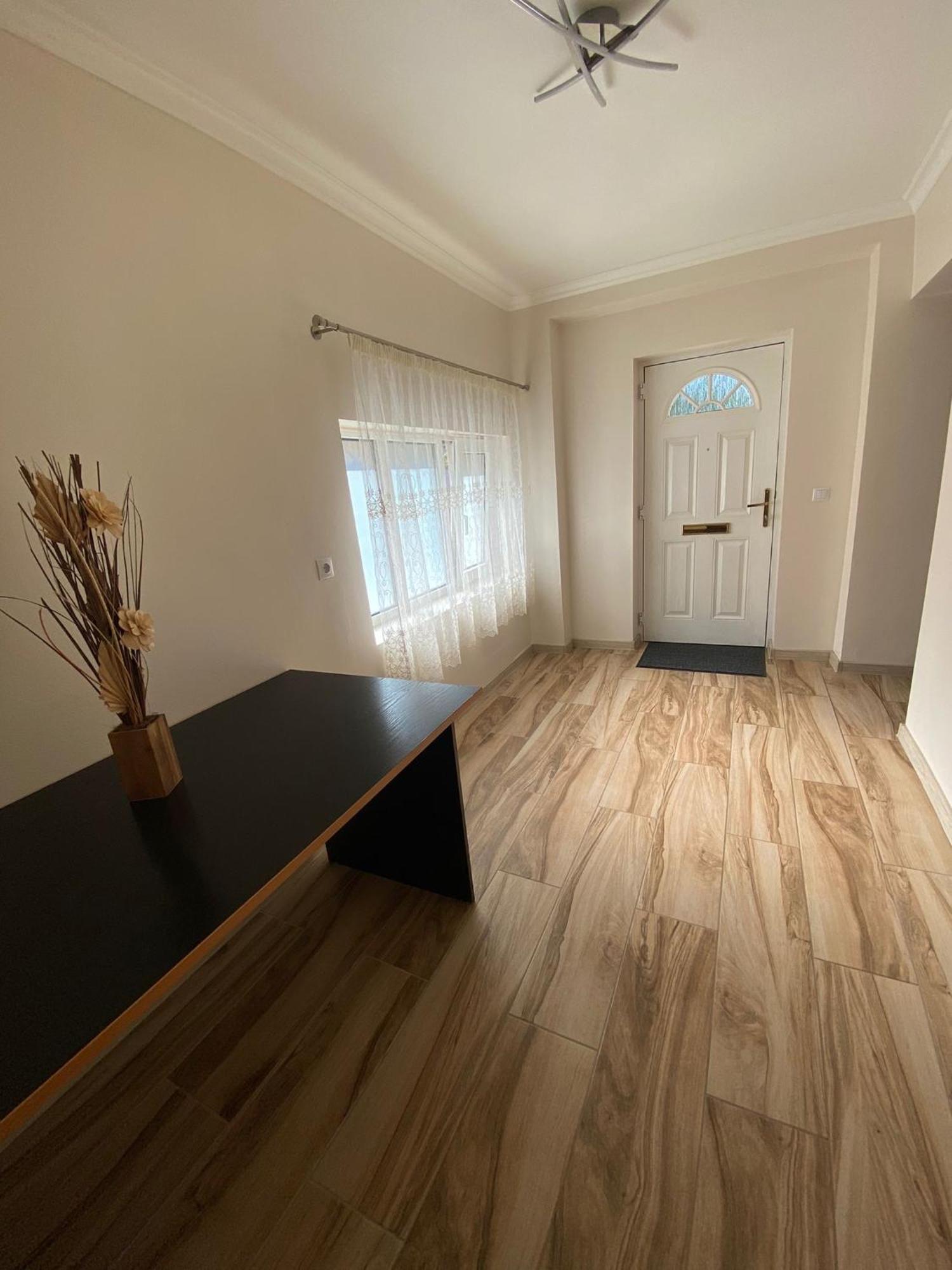 Transilvania Rent Hunedoara Bagian luar foto